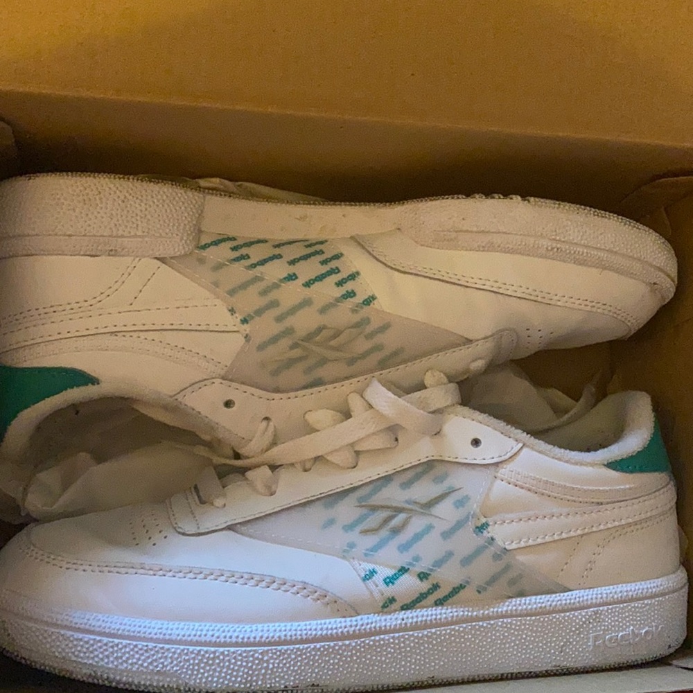 Reebok Green & White